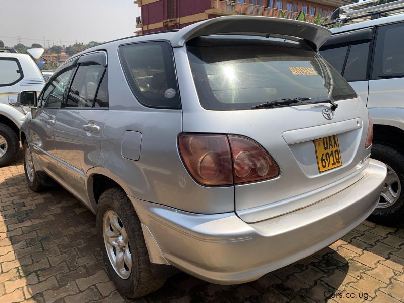 Toyota toyota harrier in Uganda