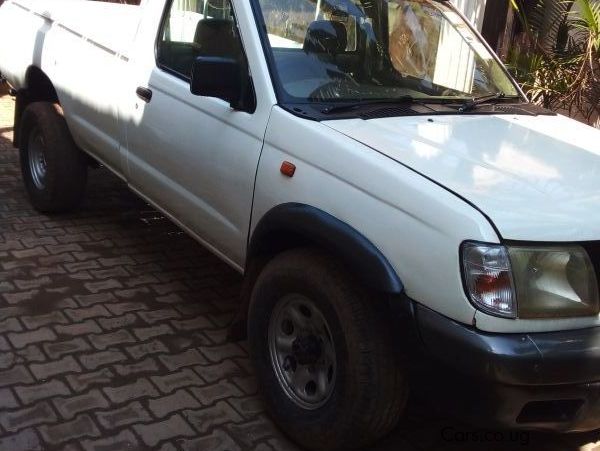 Nissan HARDBODY (J81) in Uganda