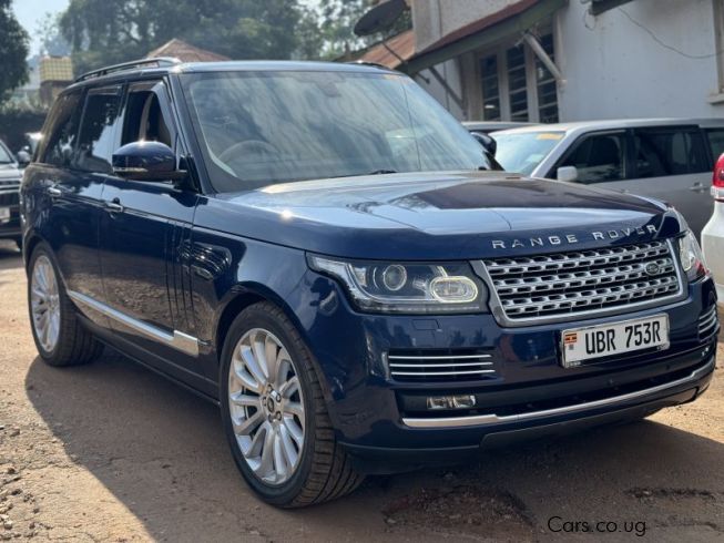 Land Rover range rover in Uganda