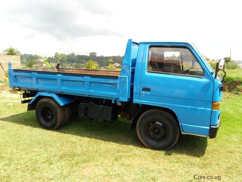 Isuzu Elf Truck in Uganda