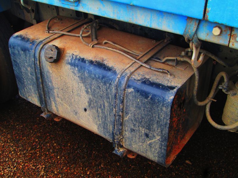 Isuzu Elf 250 in Uganda