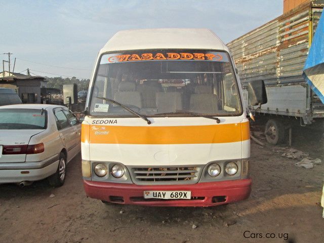 Kia Sedona Combi in Uganda