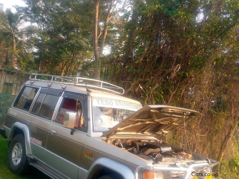 Mitsubishi Pajero wagon A4 in Uganda