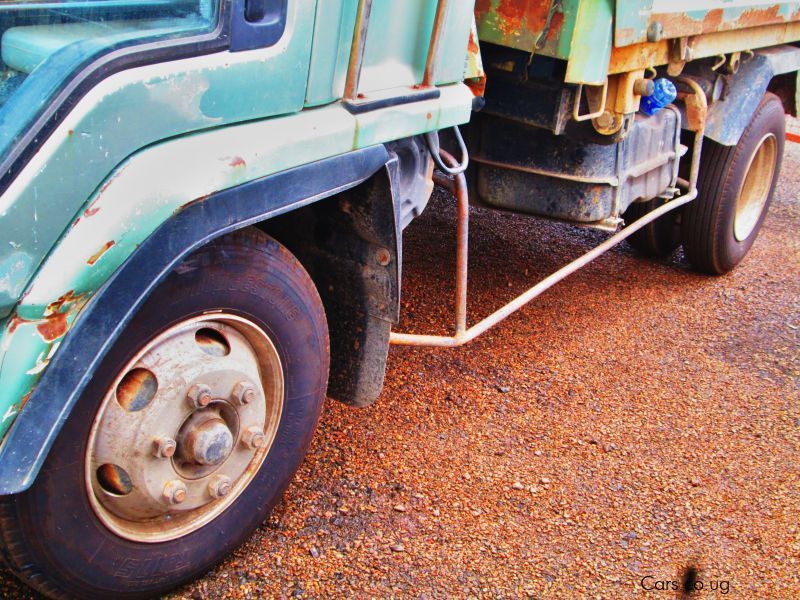 Isuzu Forward L195 in Uganda