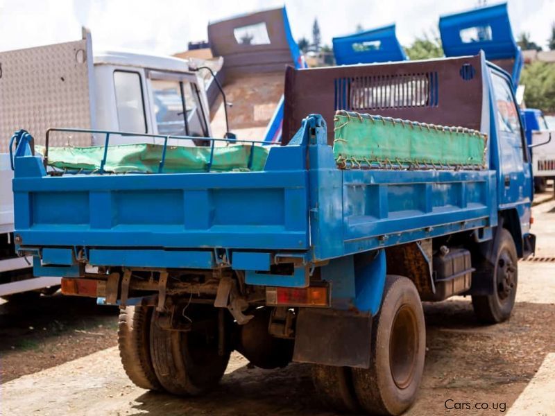 Mitsubishi Canter Tipper in Uganda