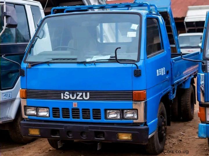 Isuzu ELF TRUCK in Uganda