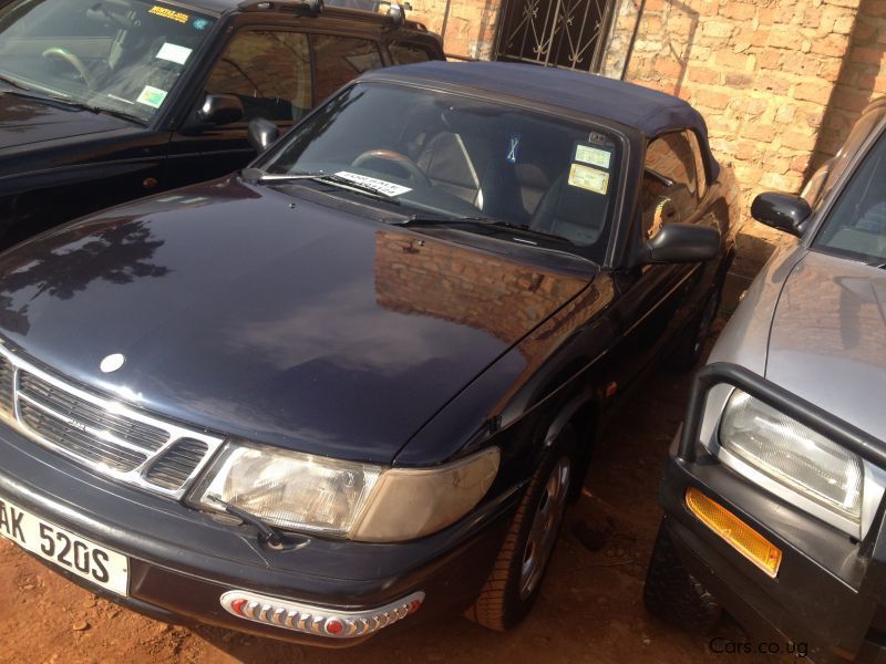 Vauxhall Astra in Uganda