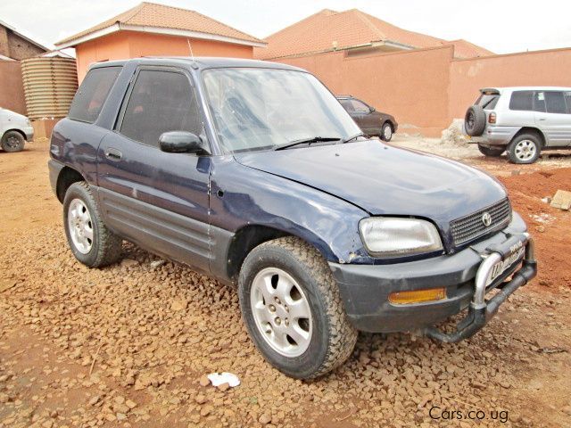 Toyota Rav-4 in Uganda