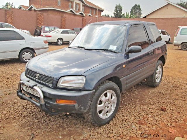 Toyota Rav-4 in Uganda