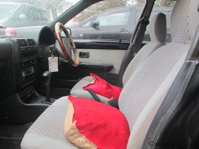 Toyota Starlet in Uganda