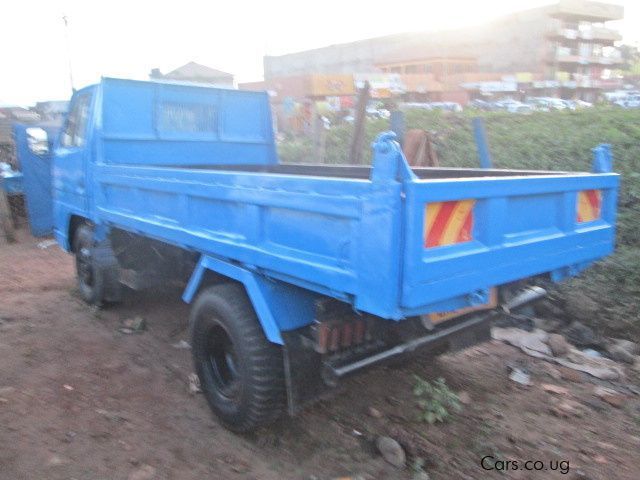 Isuzu Elf in Uganda