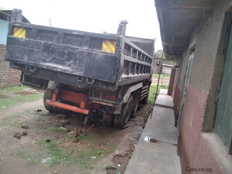 Mitsubishi Fuso Dump Truck in Uganda