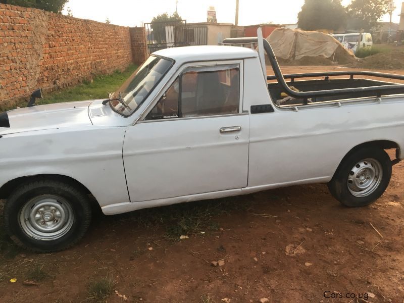 Nissan Sunny pickup in Uganda