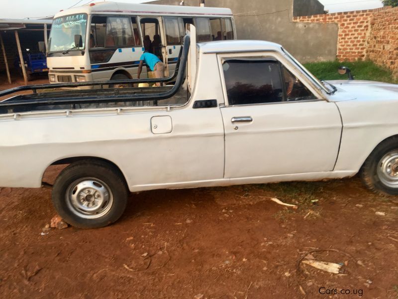 Nissan Sunny pickup in Uganda