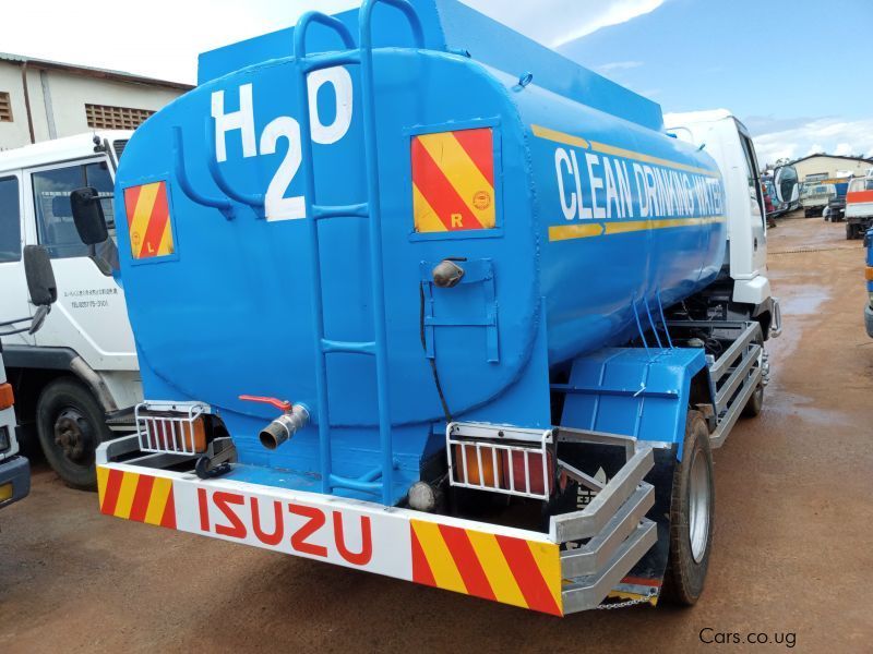 Isuzu Isuzu Forward Water Tank in Uganda