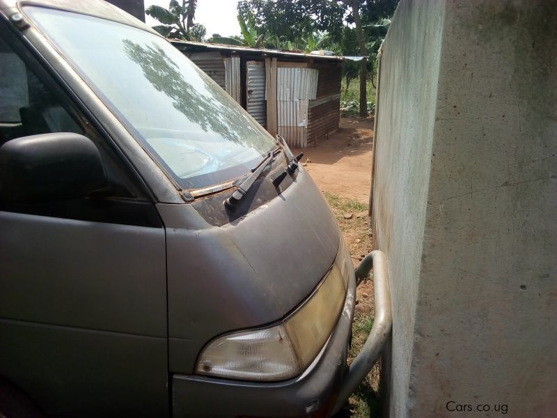 Toyota Townace superextra van in Uganda
