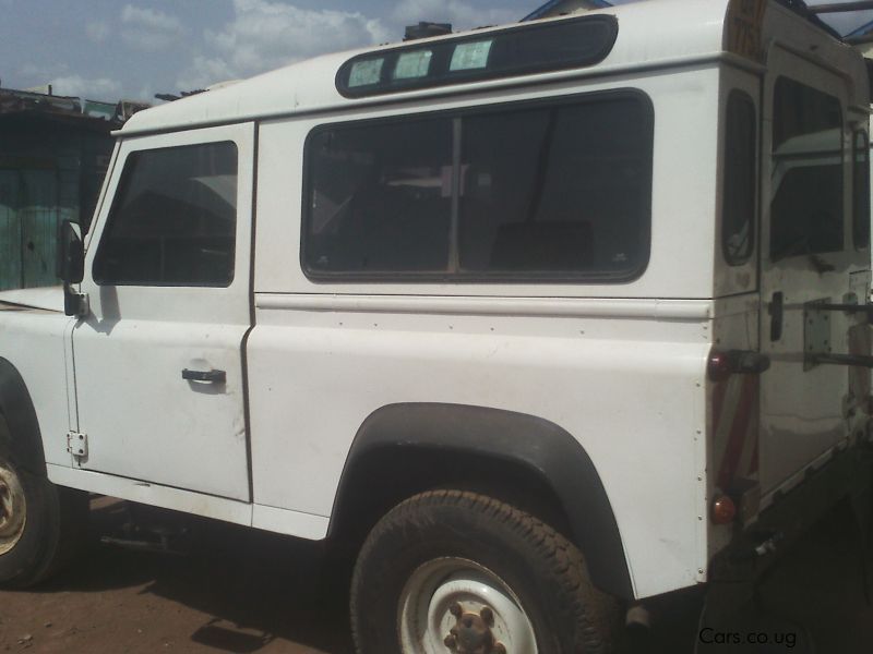 Land Rover Defender in Uganda