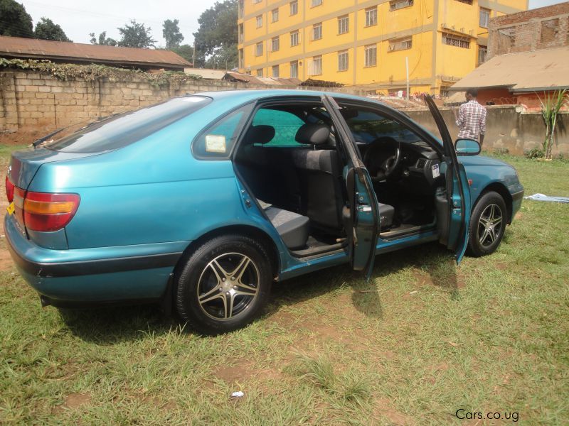 Toyota CARINA E in Uganda