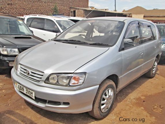 Toyota Ipsum in Uganda