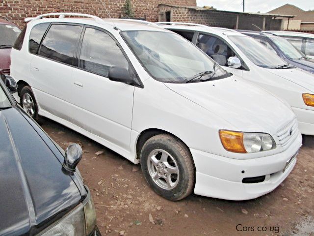 Toyota Ipsum in Uganda