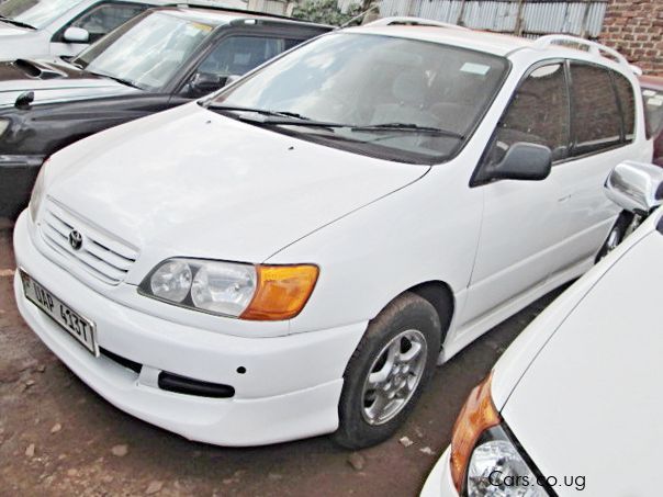 Toyota Ipsum in Uganda