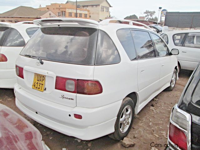 Toyota Ipsum in Uganda