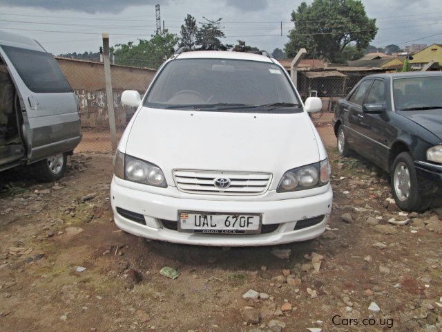 Toyota Ipsum in Uganda