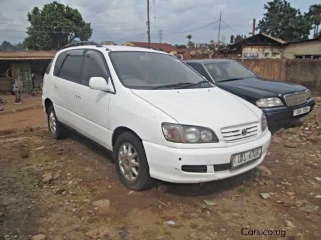 Toyota Ipsum in Uganda