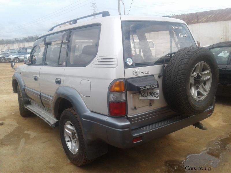 Toyota Land Cruiser Prado TZ in Uganda