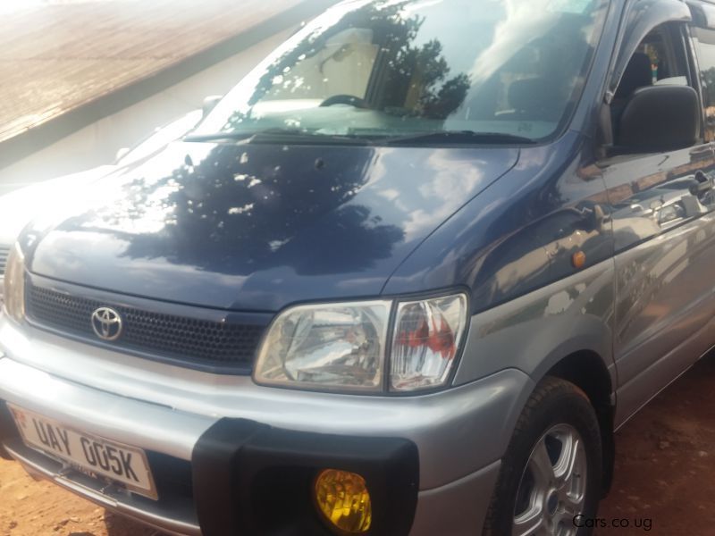 Toyota Noah Field Tourer  in Uganda