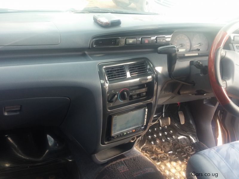 Toyota Noah Field Tourer  in Uganda