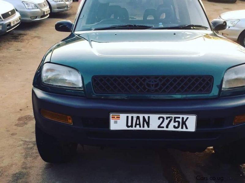 Toyota Rav4 in Uganda