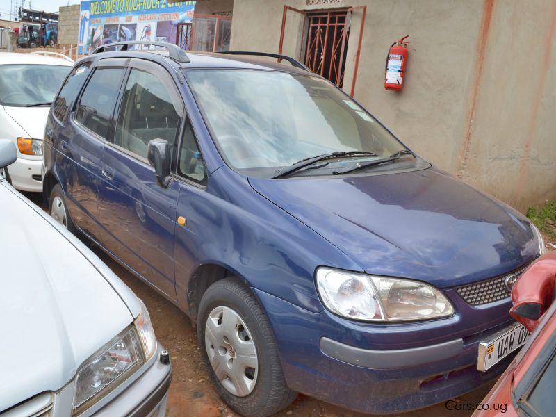 Toyota Spacio in Uganda