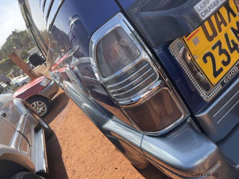 Toyota  Prado TX in Uganda