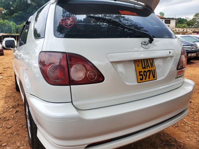 Toyota Harrier in Uganda