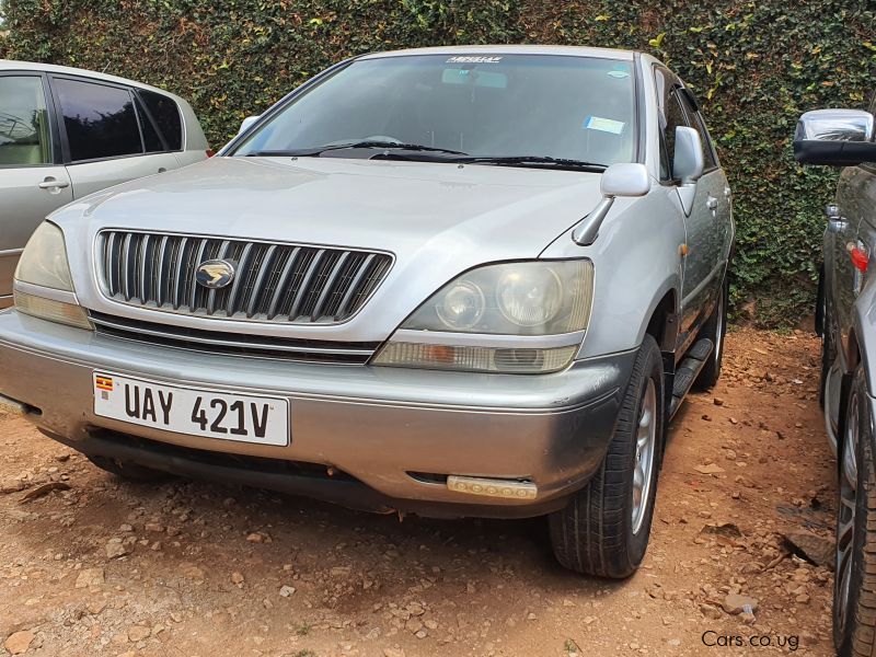 Toyota Harrier in Uganda