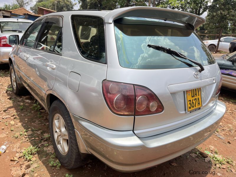 Toyota Harrier in Uganda