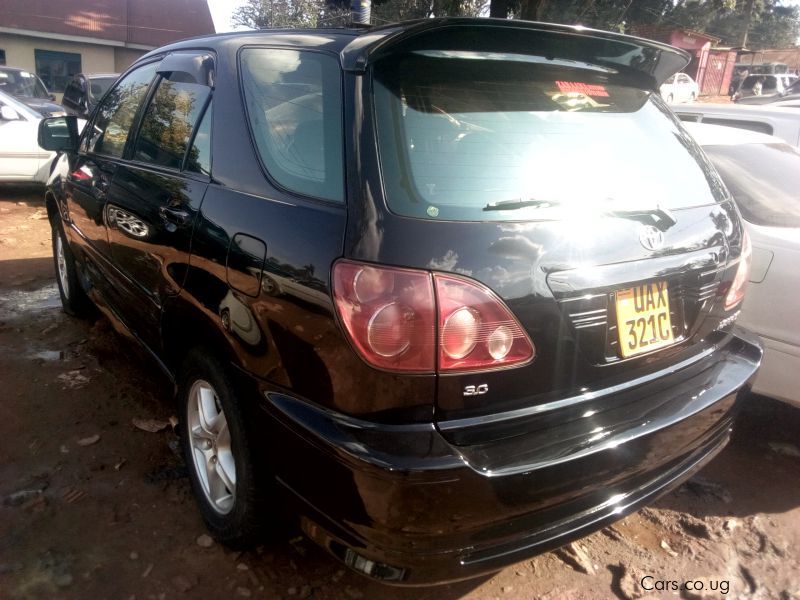 Toyota Harrier in Uganda