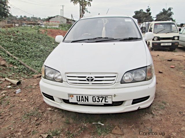 Toyota Ipsum in Uganda