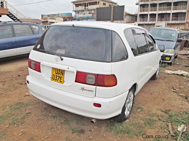 Toyota Ipsum in Uganda