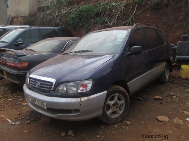 Toyota Ipsum in Uganda