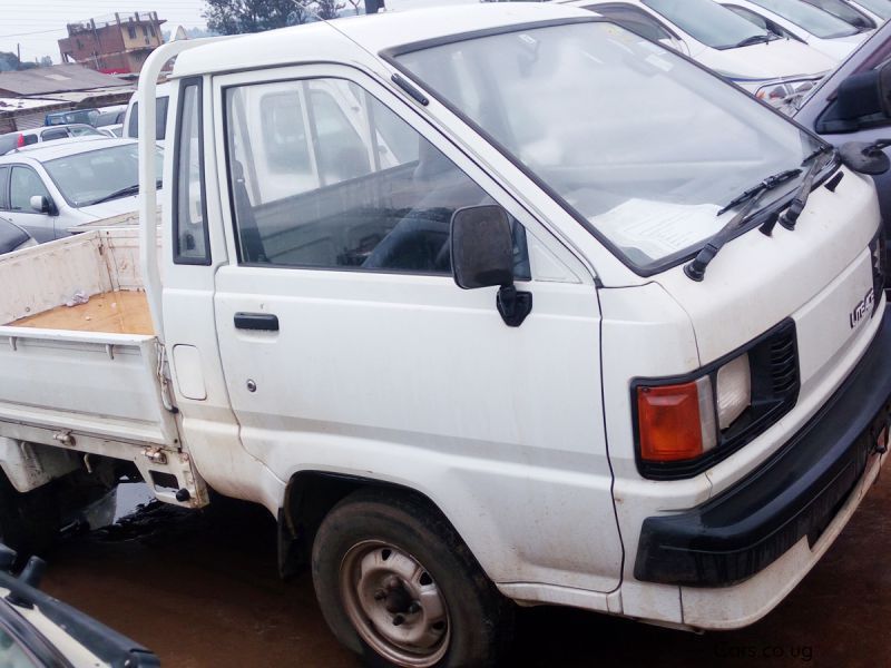 Toyota LITEACE TRUCK in Uganda