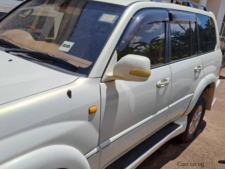 Toyota Land Cruiser in Uganda