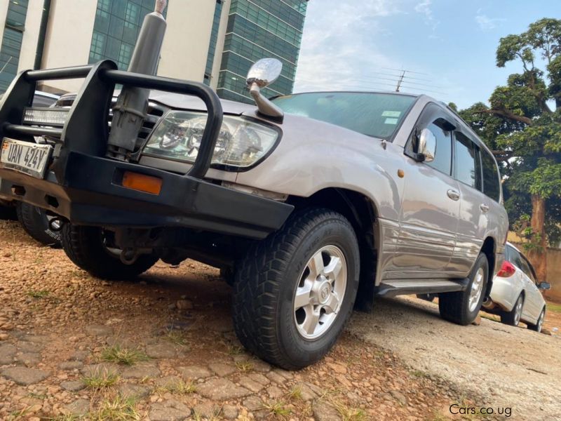 Toyota Landcruiser in Uganda