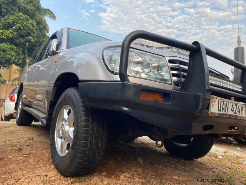 Toyota Landcruiser in Uganda