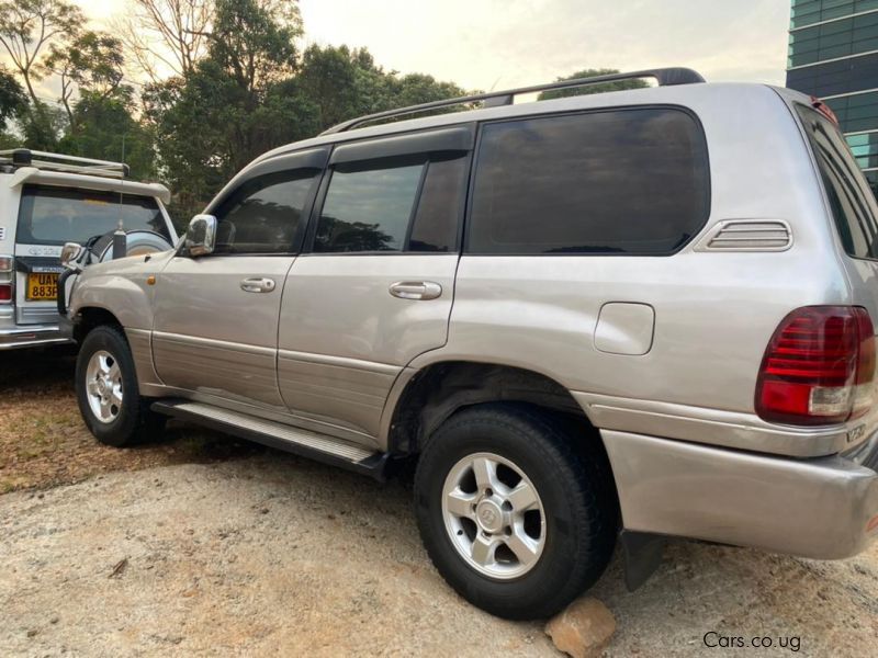 Toyota Landcruiser in Uganda