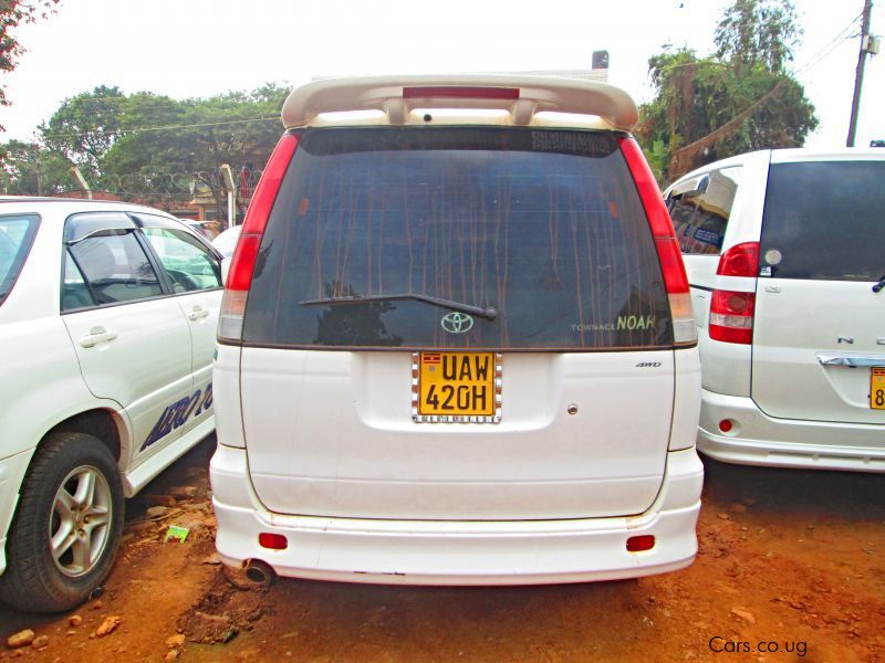 Toyota Noah (Road Tourer) in Uganda