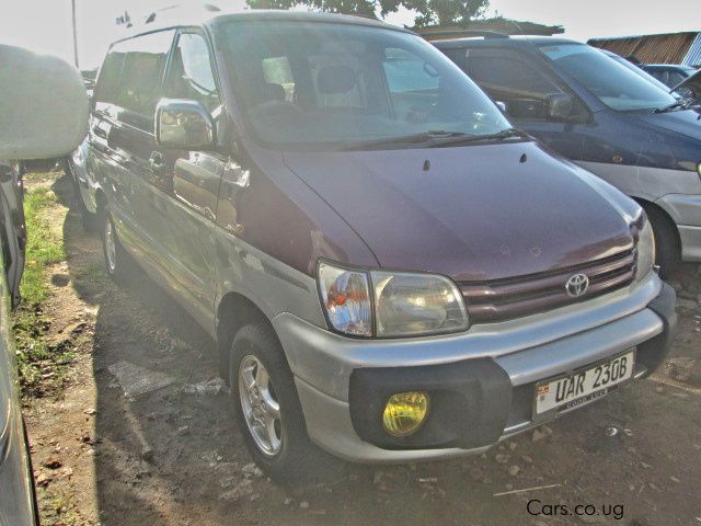 Toyota Noah (field tourer) in Uganda