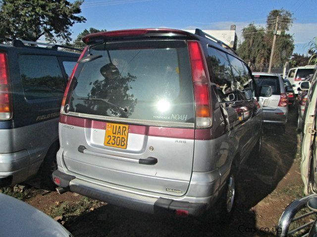 Toyota Noah (field tourer) in Uganda