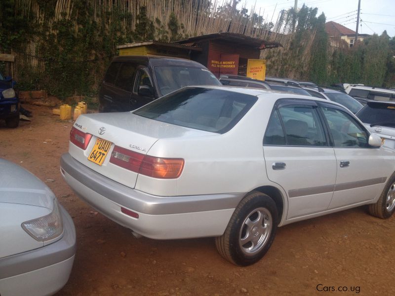 used toyota premio in uganda #4